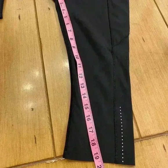 Lululemon Women’s Leggings Crop wide activewear yoga exercise Athleisure 4 - Picture 5 of 16